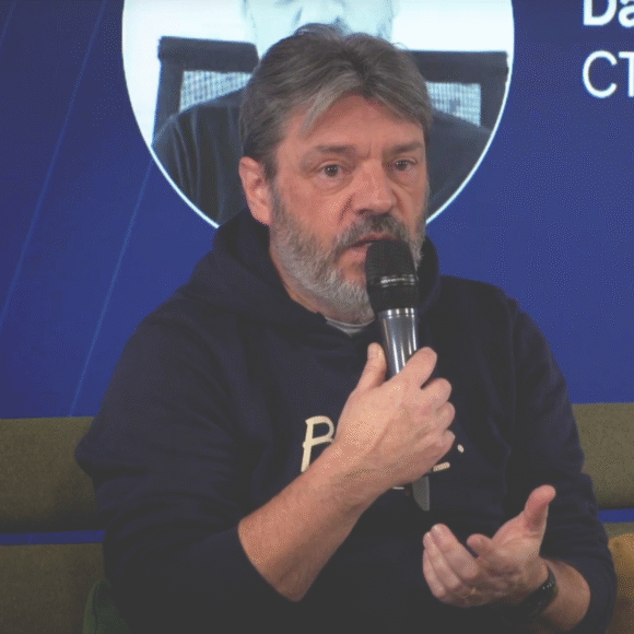 David Caussinus lors de son retour d'expérience au Clever Cloud Fest