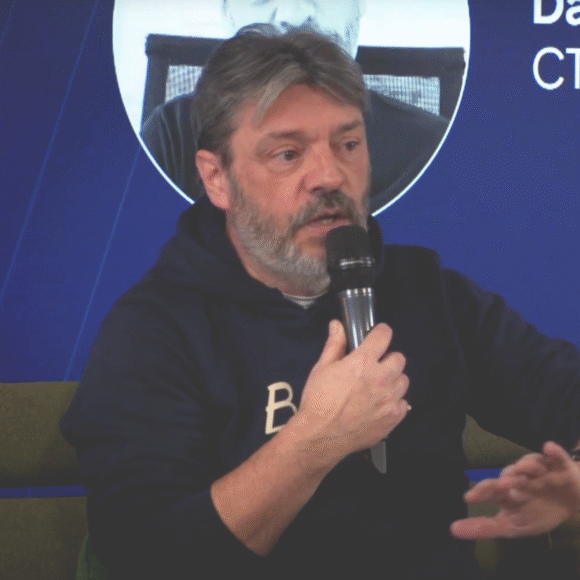 David Caussinus lors de son retour d'expérience au Clever Cloud Fest
